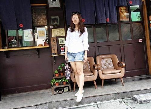 大胸丝袜胖女孩,大胸丝袜的时尚魅力